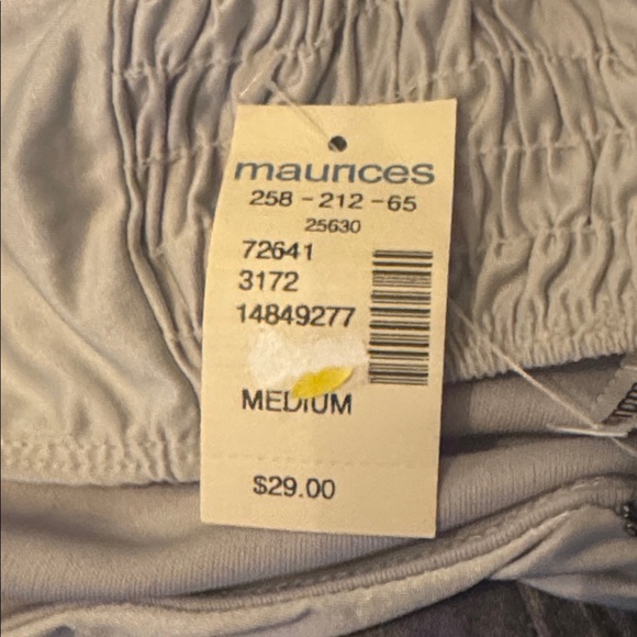 Beautiful top! - Picture 2 of 2